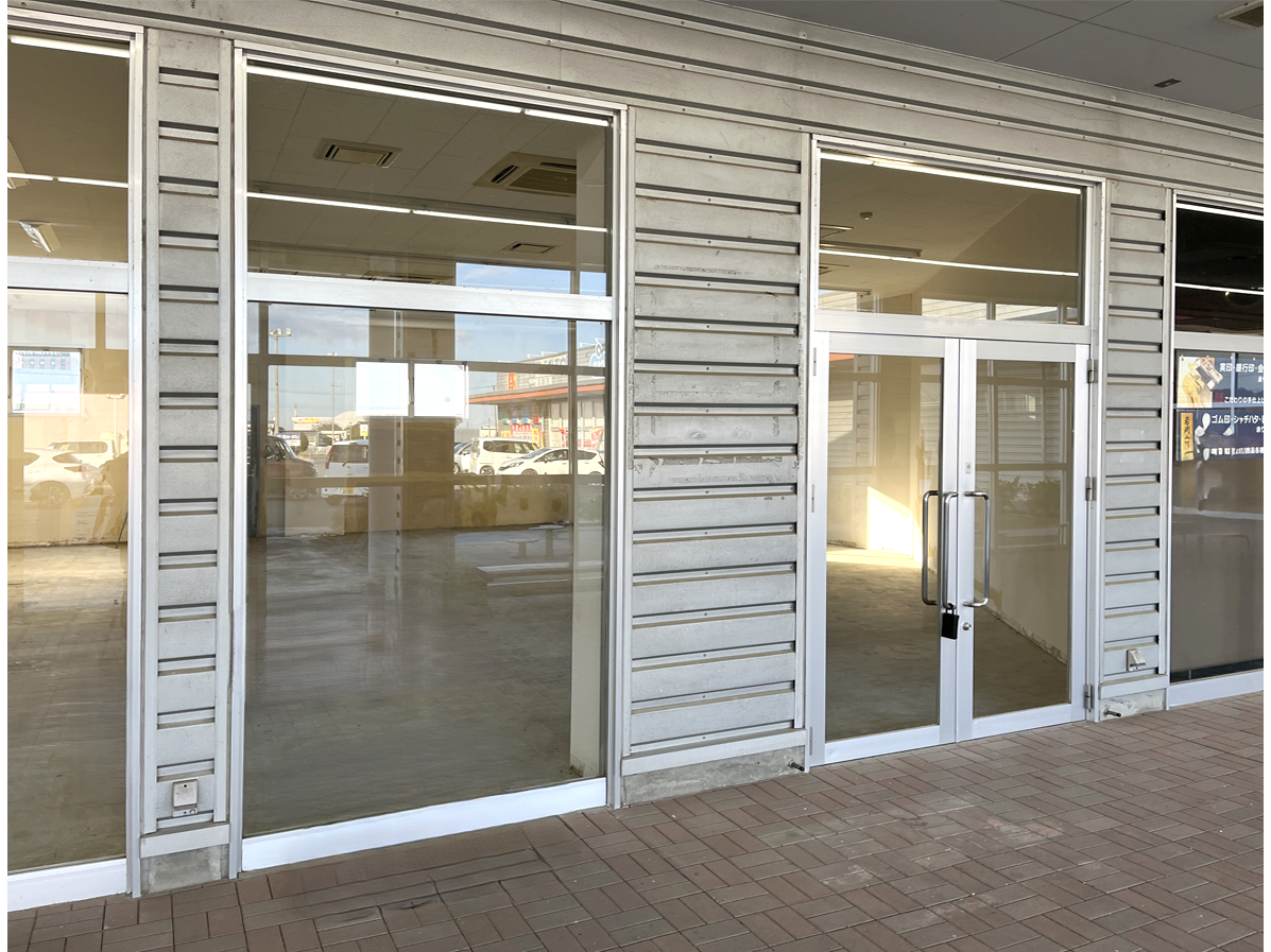 LCモール花園（30坪）